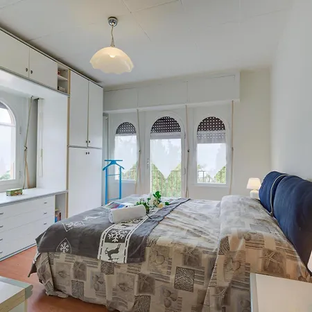 Lorenza Rooftop: Maggiore View Balcony Near - Happy Apartment Stresa