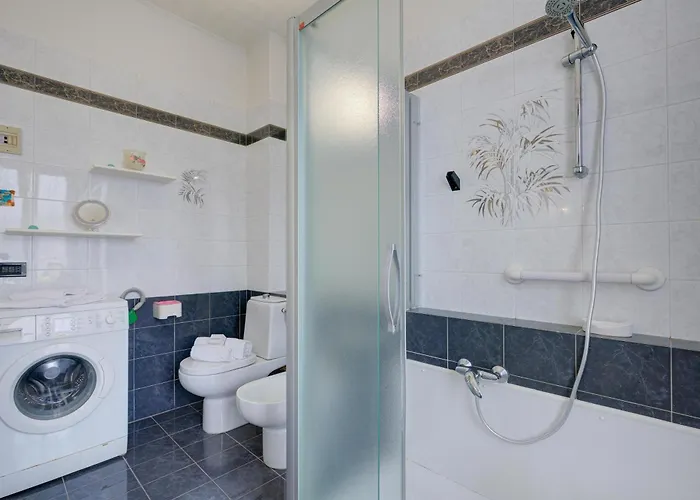 アパート Lorenza Rooftop View - Happy ストレーザ